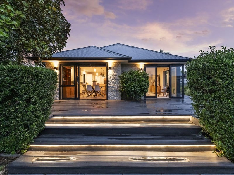 17 Mooray Avenue, Bishopdale, Christchurch - Carousel 1