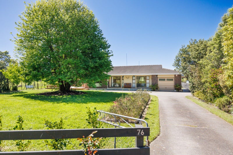 76 Watershed Road, Bunnythorpe, Palmerston North - Carousel 1