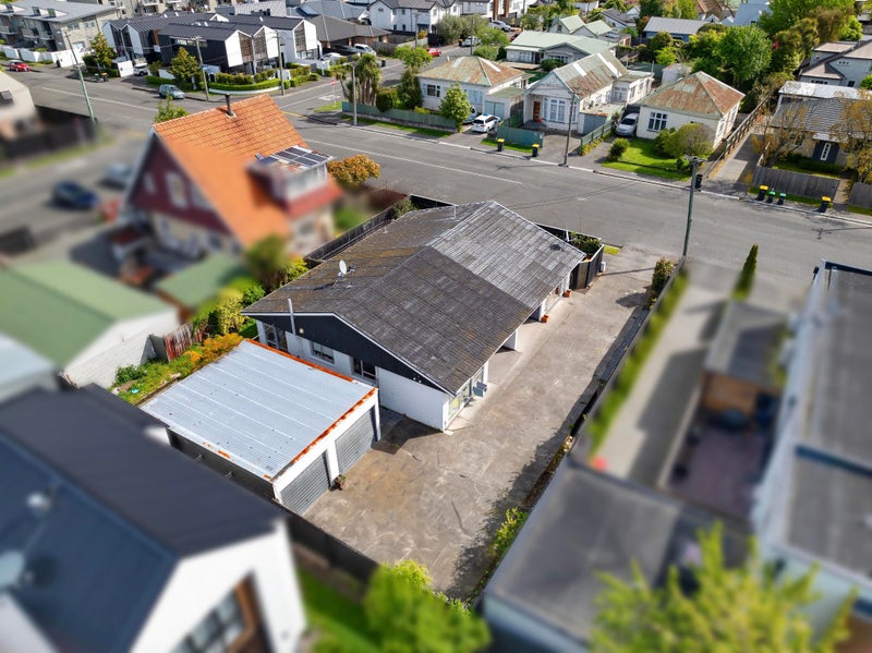 1/110 Caledonian Road, St Albans, Christchurch - Carousel 17