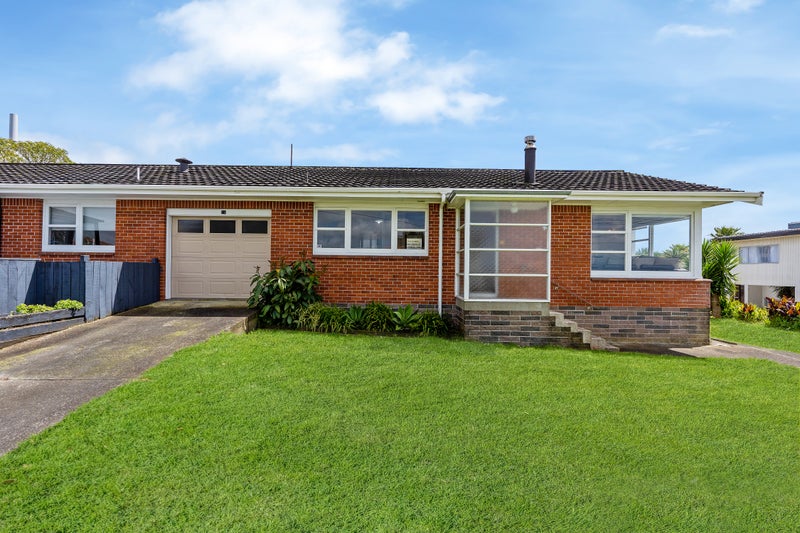 2/2 Coronation Road, Glenfield, Auckland - Carousel 2