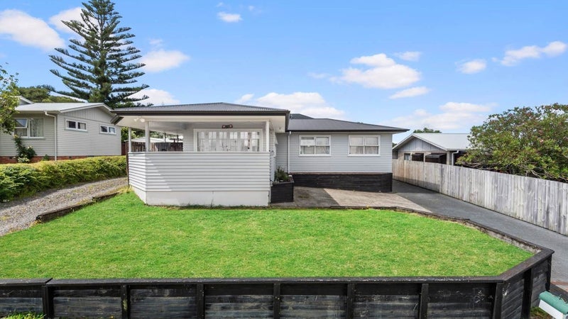 25 Kaikoura Street, Henderson, Auckland - Carousel 1