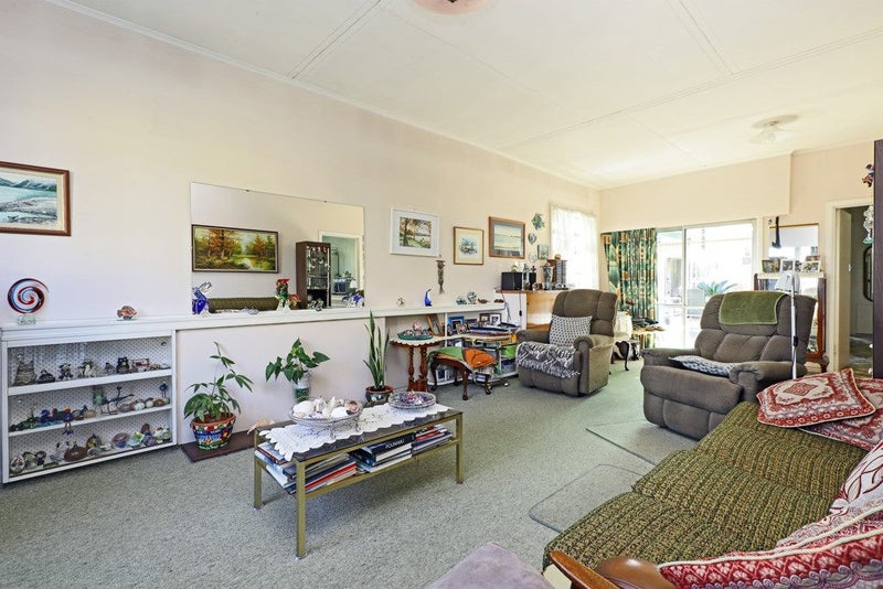 1422 Karamu Road North, Mayfair, Hastings - Carousel 2