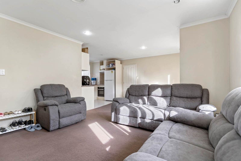 61 Aspiring Avenue, Flat Bush, Auckland - Carousel 33