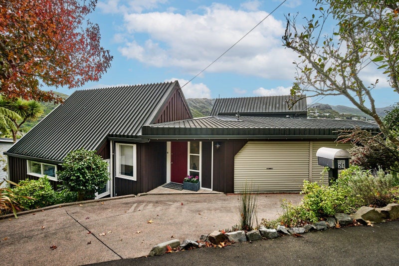 21 Rochester Street, Wilton, Wellington - Carousel 23