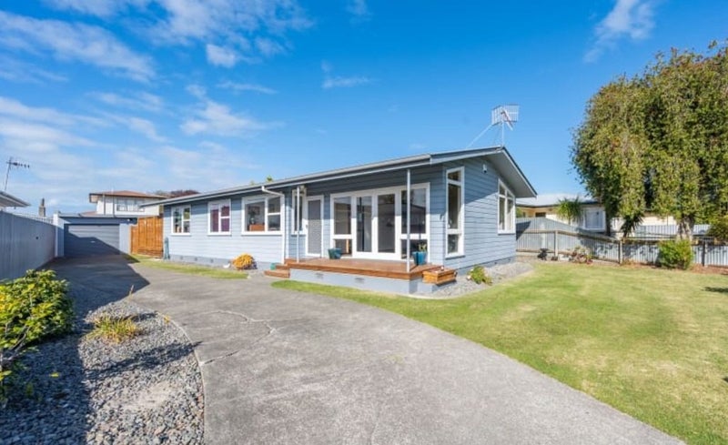 10 Woodhouse Place, Pirimai, Napier - Carousel 1