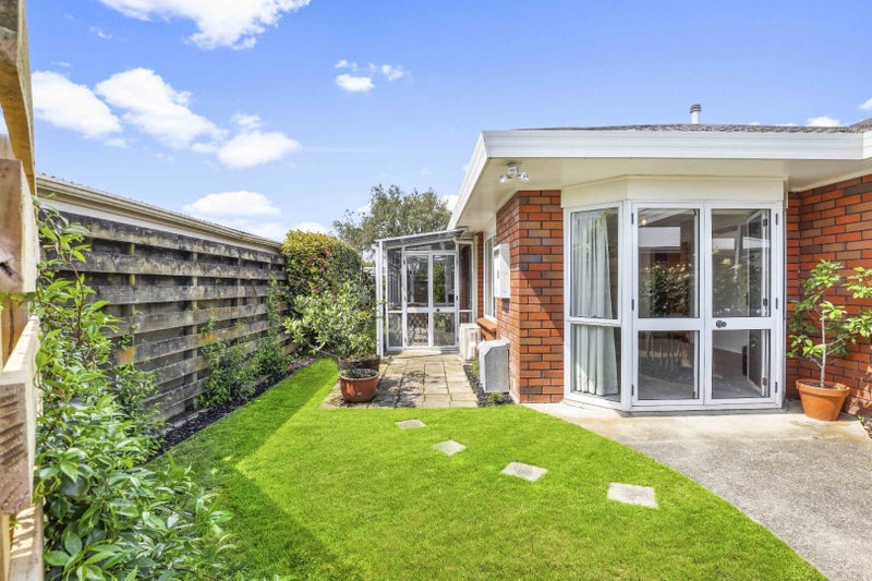 23A Rutherford Street, Chedworth, Hamilton - Carousel 2