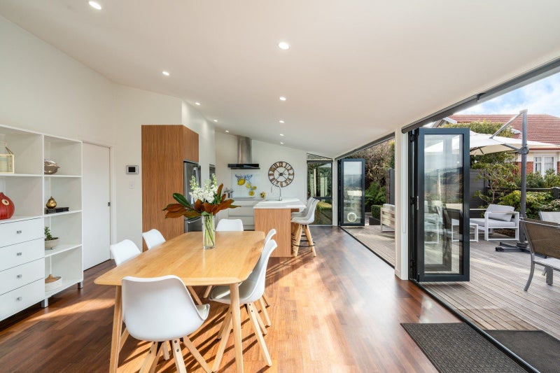 11 Pollock Street, Maori Hill, Dunedin - Carousel 2