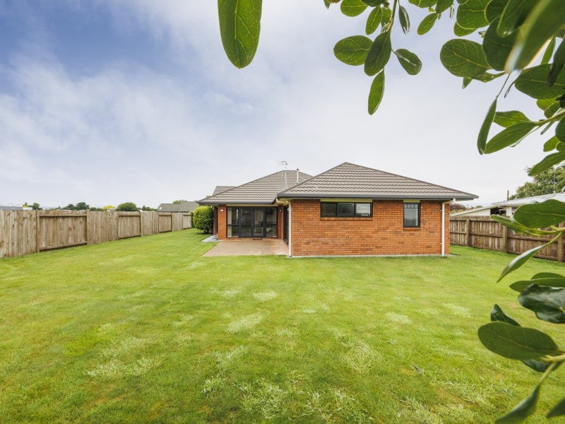 20 Henley Court, Highbury, Palmerston North - Carousel 23