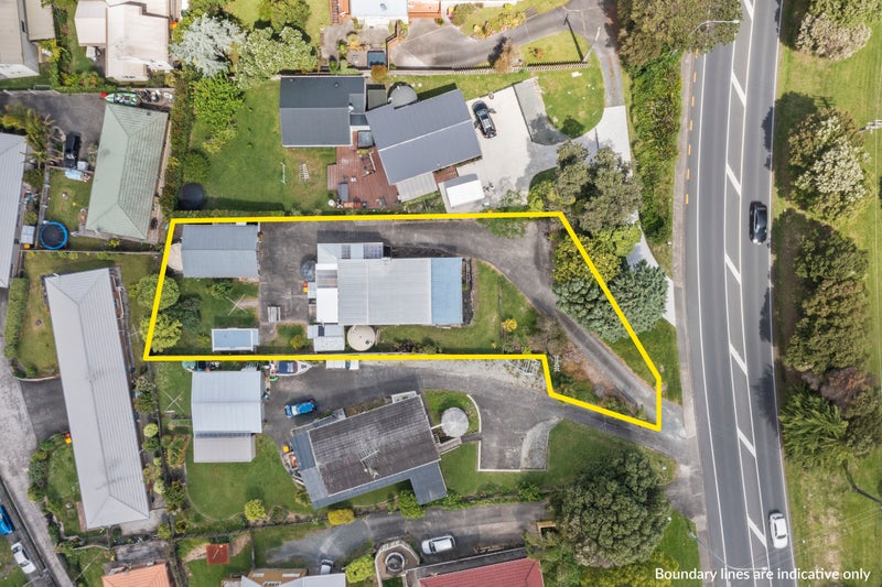 364 Whangaparaoa Road, Stanmore Bay, Whangaparaoa - Carousel 1
