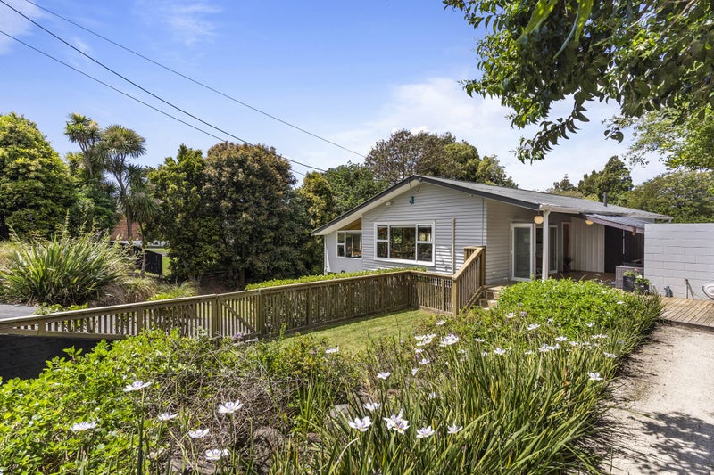 18 Karaka Street, New Lynn, Auckland - Carousel 2