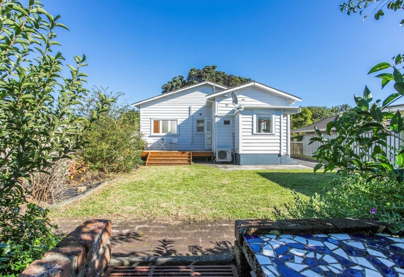 1 Aspen Street, Avondale, Auckland - Carousel 2