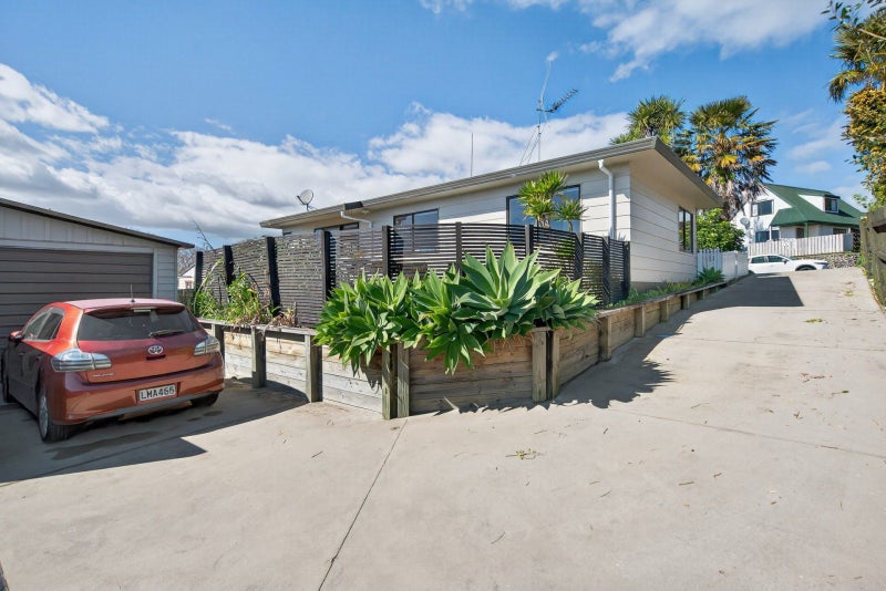 6A Te Arawa Place, Welcome Bay, Tauranga - Carousel 2