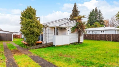 6 Puataata Road, Turangi - Carousel 1