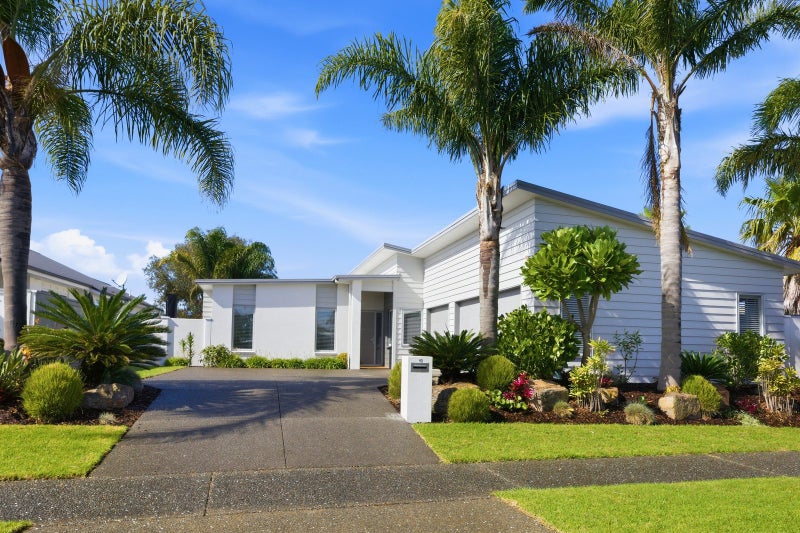 42 Cassinia Close, Papamoa Beach, Papamoa - Carousel 2