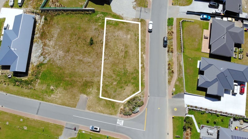 2 Tawera Place, Te Anau, Te Anau - Carousel 7