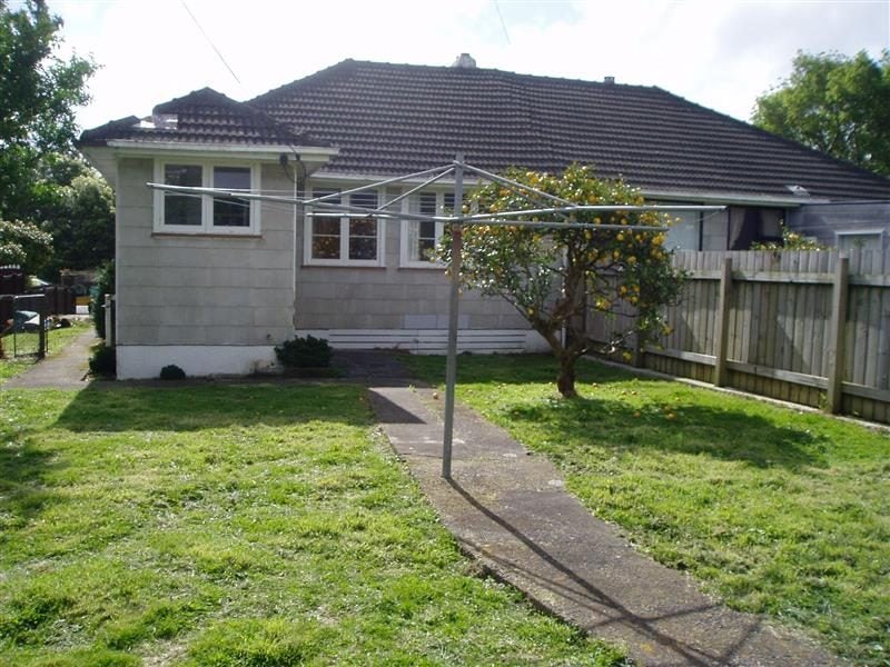 377 Cambridge Terrace, Naenae, Lower Hutt - Carousel 14