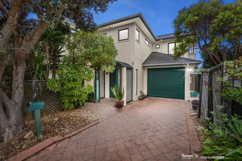 3 Birkhall Grove, Strathmore Park, Wellington - Carousel 1