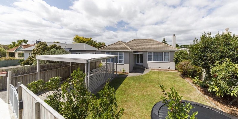 20 East Street, Terrace End, Palmerston North - Carousel 1