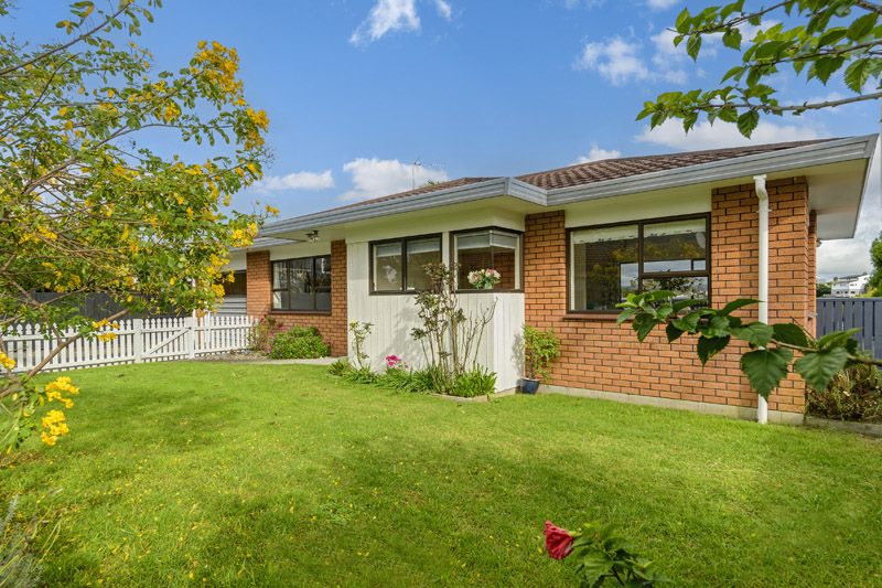 5B Hall Road, Matua, Tauranga - Carousel 2