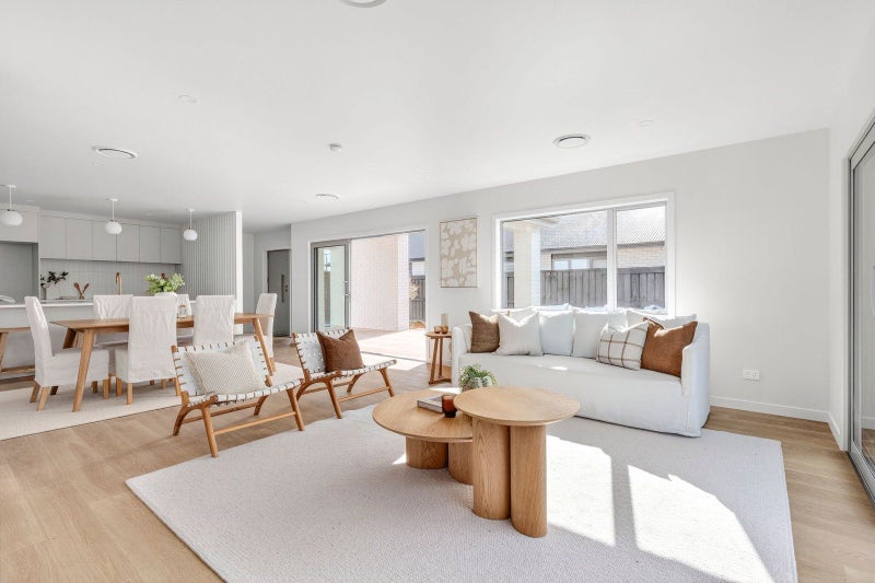 4 Whakahaumako Road, Leamington, Cambridge - Carousel 1
