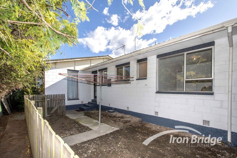 4/736 Ferry Road, Woolston, Christchurch - Carousel 12