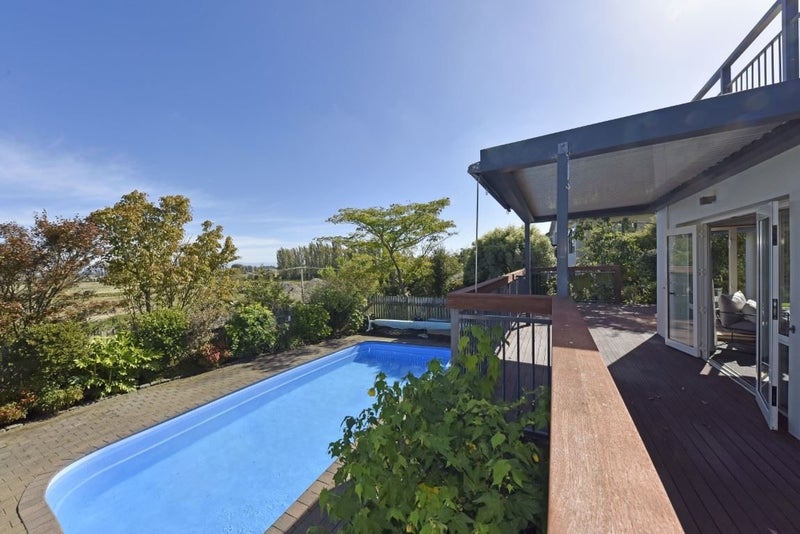 23 Ennerdale Row, Westmorland, Christchurch - Carousel 1