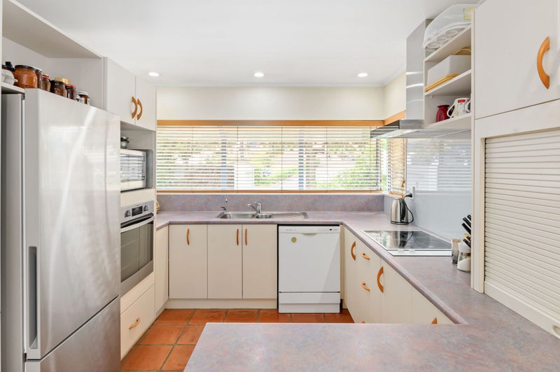 9 Ayrshire Drive, Grandview Heights, Hamilton - Carousel 2