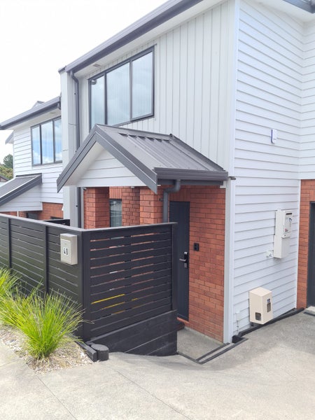 40 Bight Road, Long Bay, Auckland - Carousel 12