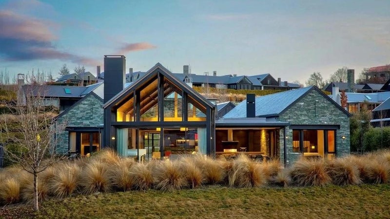 6 Dalgleish Lane, Queenstown - Carousel 1