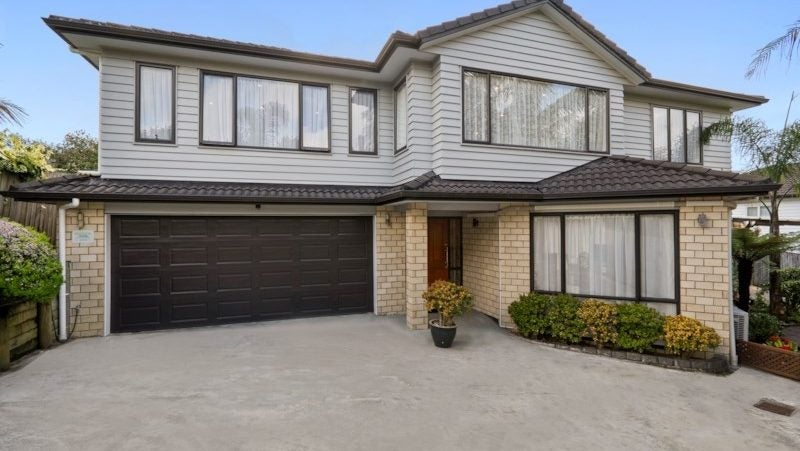 44 Bradbury Road, Botany Downs, Auckland - Carousel 1