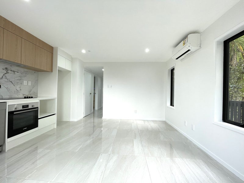 7/7 Glen Road, Ranui, Auckland - Carousel 2