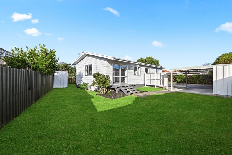 33B Portal Crescent, Beerescourt, Hamilton - Carousel 1