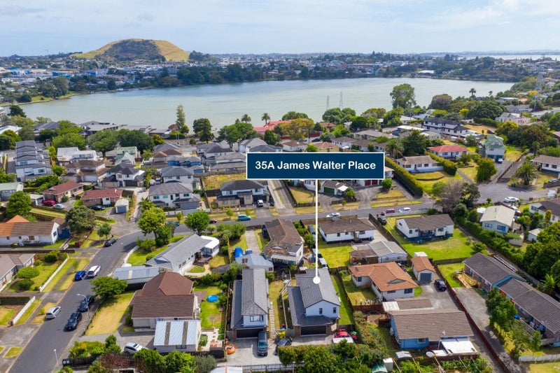 35A James Walter Place, Mount Wellington, Auckland - Carousel 1