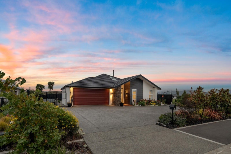 6 Albert Grove, Springlands, Blenheim - Carousel 1