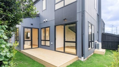 8/243 Campbell Road, Greenlane, Auckland - Carousel 1