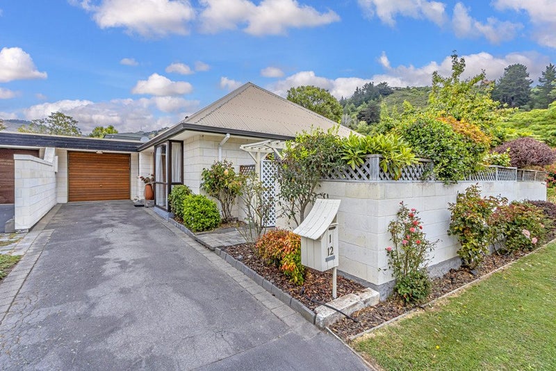 1/12 Wedgewood Avenue, Cashmere, Christchurch - Carousel 1
