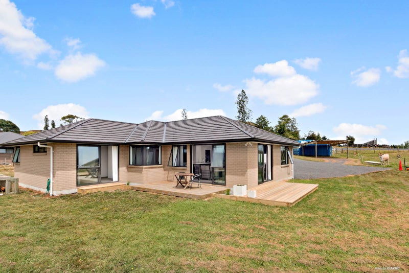 317 Onewhero-Tuakau Bridge Road, Tuakau - Carousel 1
