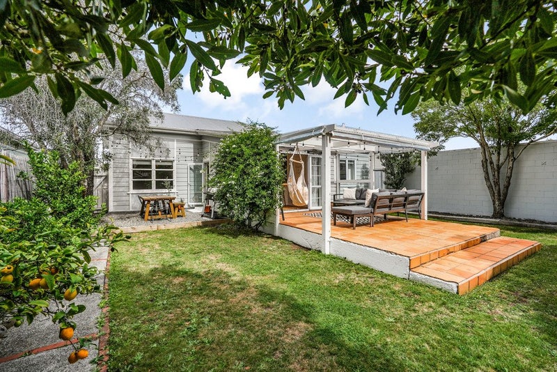 23 Emerson Street, Petone, Lower Hutt - Carousel 1