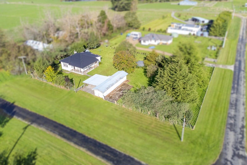 35 Mantell Street, Waipawa - Carousel 2