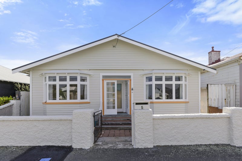 5 Oriental Street, Petone, Lower Hutt - Carousel 1