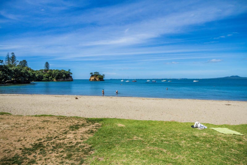 1 Weatherly Road, Torbay, Auckland - Carousel 39