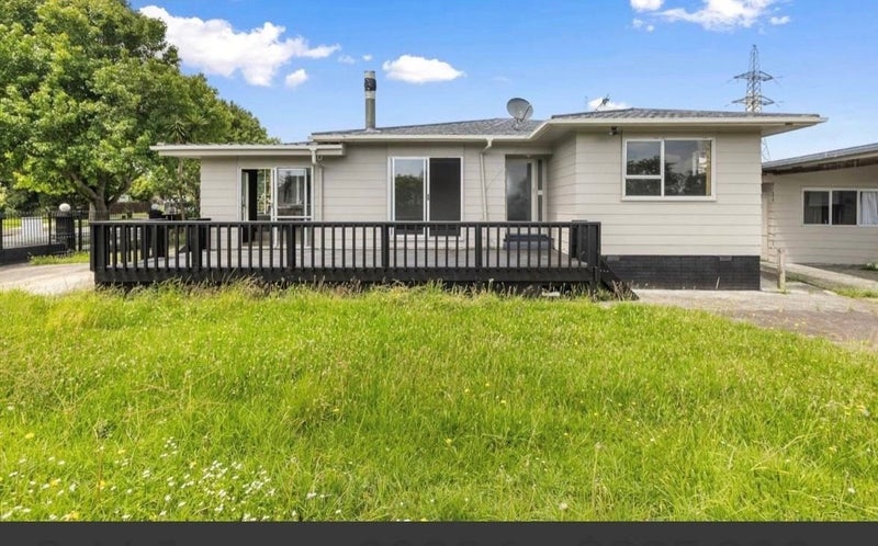 66 Sikkim Crescent, Clover Park, Auckland - Carousel 16