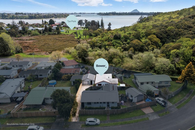 28B Dingadee Street, Welcome Bay, Tauranga - Carousel 1
