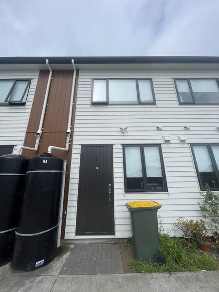 7/1 Sylvan Crescent, Te Atatu South, Auckland - Carousel 1