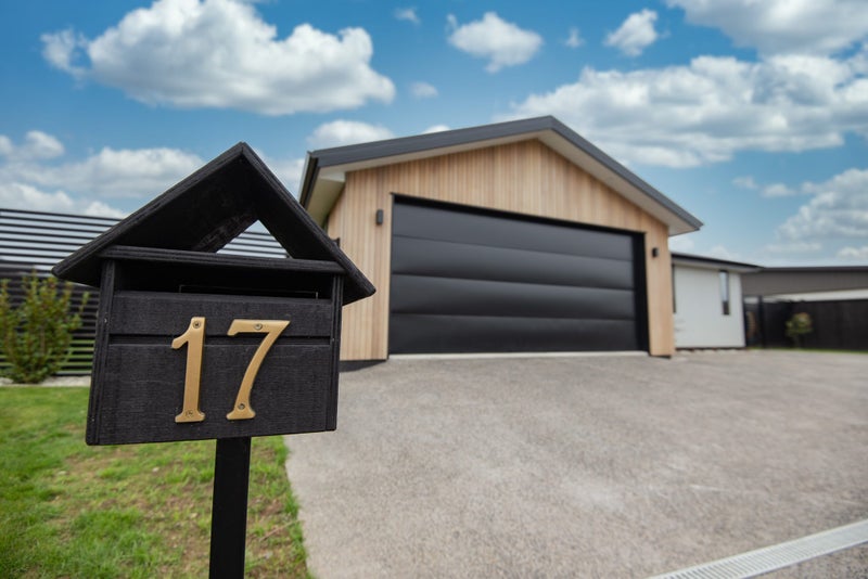 17 Silverdale place, Mosgiel, Dunedin - Carousel 22