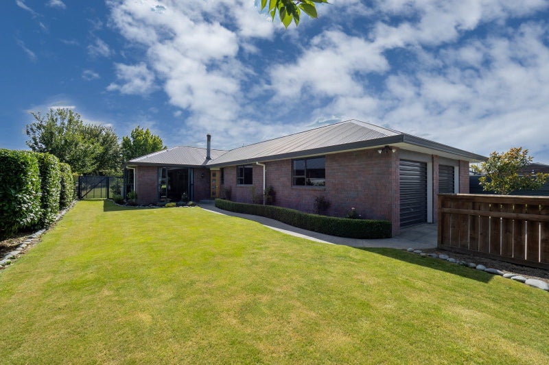 5 ROBINSON ST, Rakaia, ASHBURTON - Carousel 1