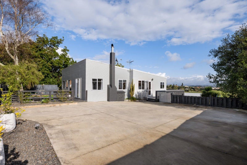 133 Ohauiti Road, Hairini, Tauranga - Carousel 15