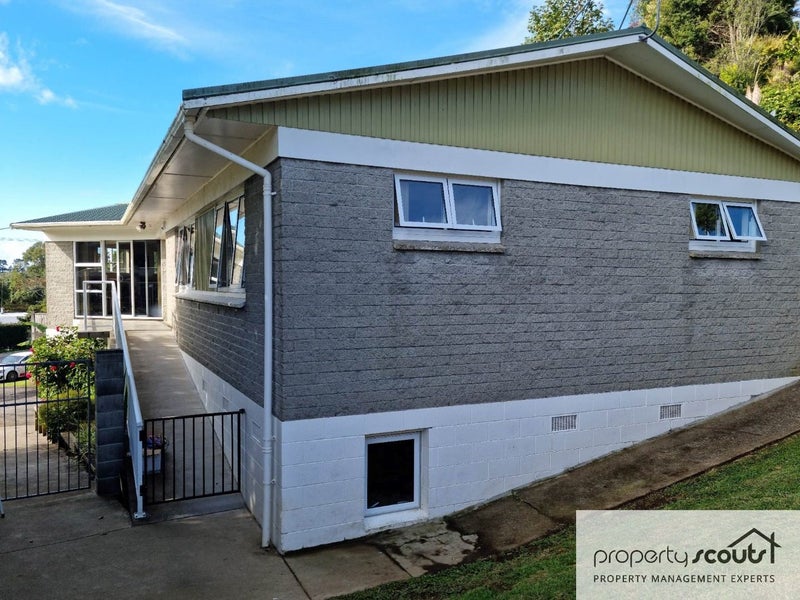 23 Clawton Street, Westown, New Plymouth - Carousel 2
