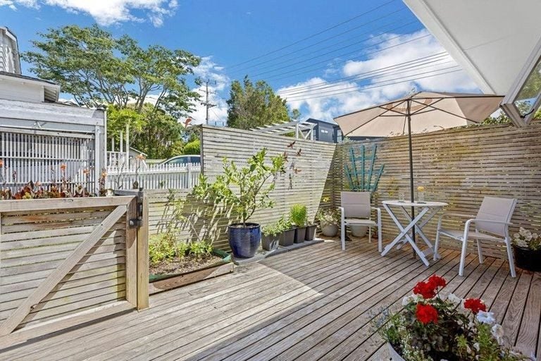 1/15 Northboro Road, Hauraki, Auckland - Carousel 2