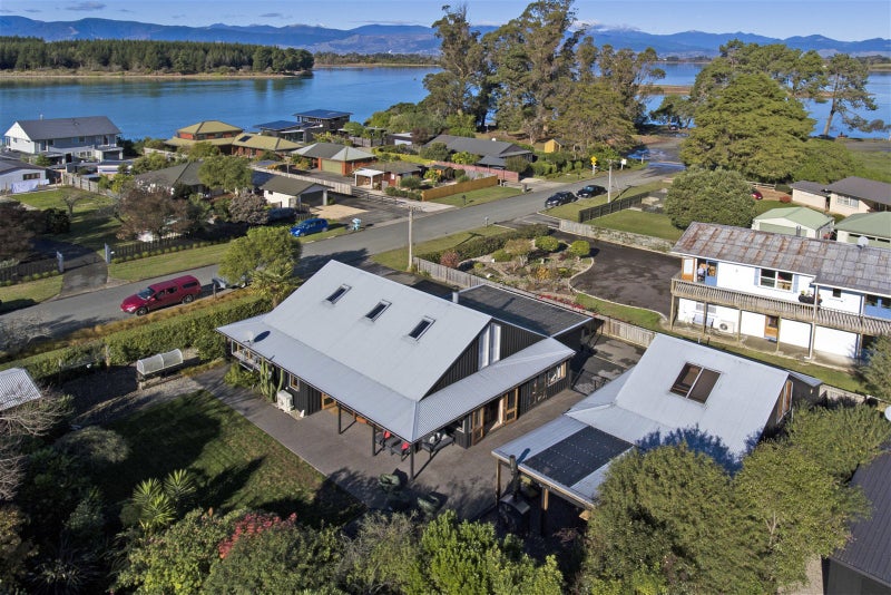 50 Tahi Street, Mapua - Carousel 1